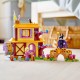LEGO® Disney Princess Auroras Hütte im Wald - Spielszene